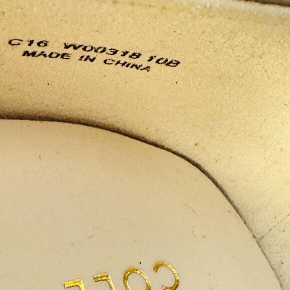 Cole Haan Shoes Womens 10 Beige Leather Bow Logo Cap Toe Pumps Slip On NEW - Picture 12 of 13